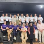 Lá nas bandas da Escola Nehyta Ramos, doze prendas conquistaram seu lugar no rodeio da vida com o curso 'Diarista com Amor' - um causo que merece ser contado de porteira em porteira