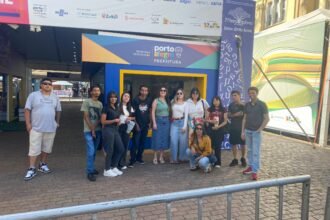 Alunos da Escola Dr. Romário Araújo cruzaram fronteiras do conhecimento numa aventura literária que deixou os viventes da capital de queixo caído com a sede de aprender da nossa gurizada