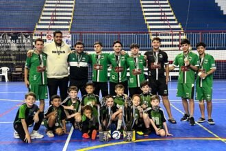 Guris e bagualada alegretense cruzaram a querência para mostrar que o futsal da fronteira oeste tem fibra e talento de sobra na Copa Dores